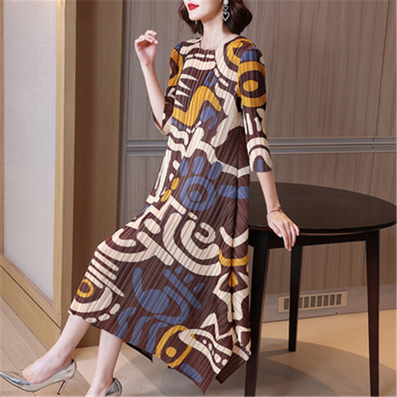 French  printed dress autumn Miyake folds temperament loose large size women's dress was thin mid-length dress clothing